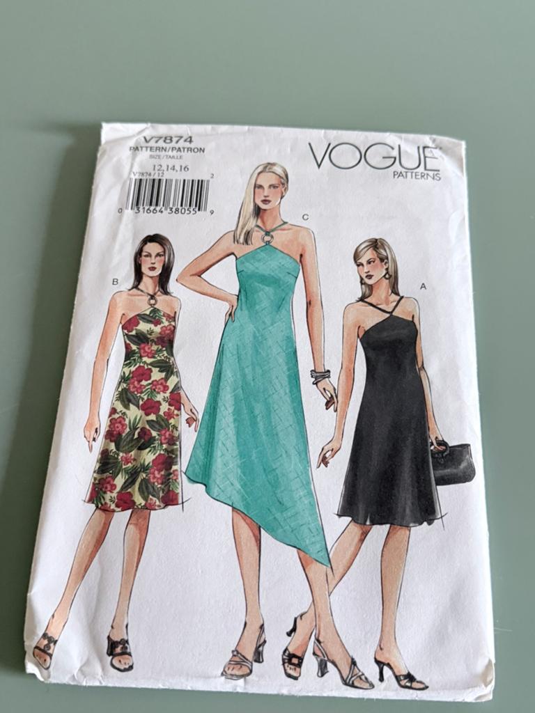 Vogue V7874 naaipatroon voor damesjurken maat 12 14 16, Ophalen of Verzenden, Nieuw, Vrouw, Overige merken