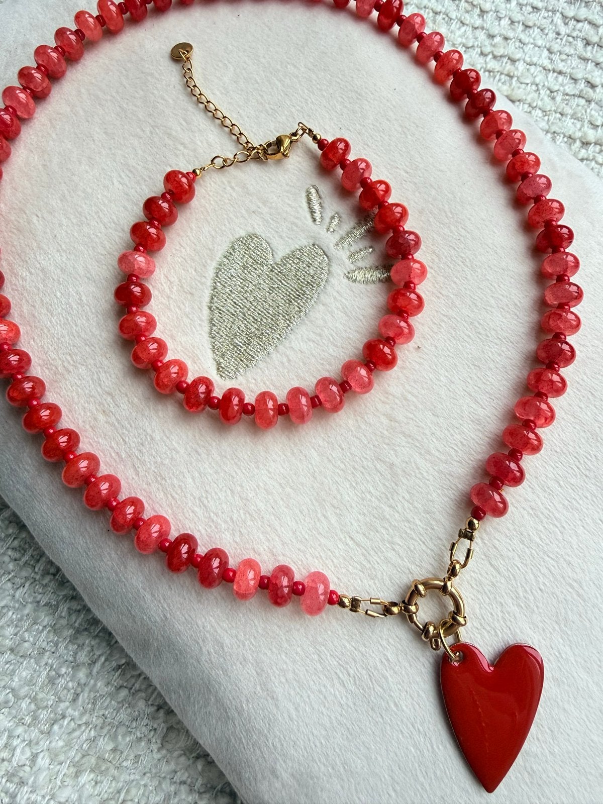Kralenketting en armband set met glazen kralen, Nieuw, Ophalen of Verzenden, Rood, Overige materialen
