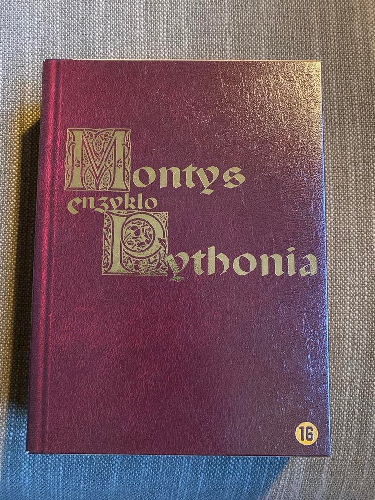 Monty Python's Enzyklopedia dvd Boxset met boek, Vanaf 16 jaar, Ophalen of Verzenden, Zo goed als nieuw