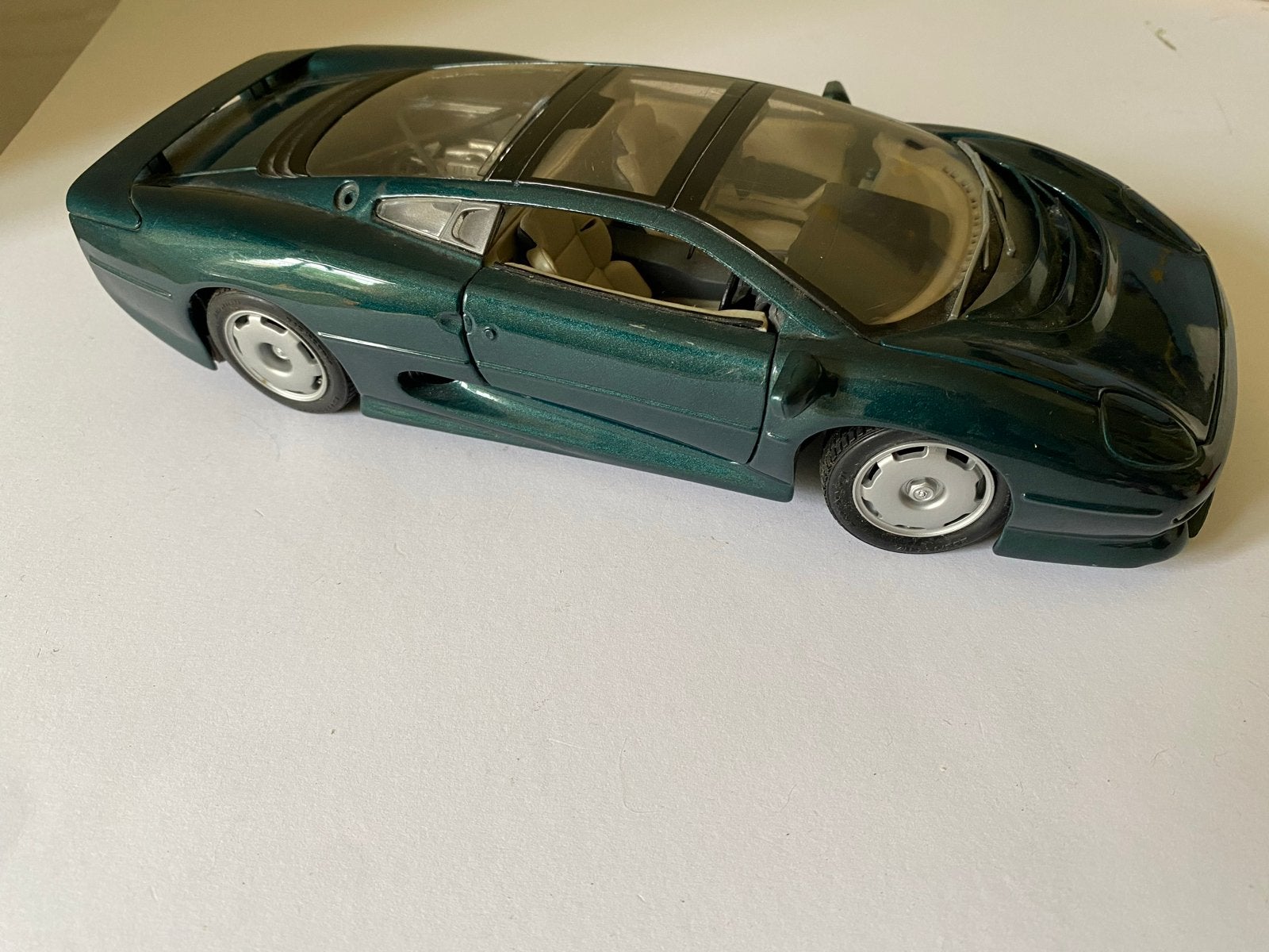 Maisto Jaguar XJ220 Schaalmodel 1:18 Groen, Ophalen of Verzenden, Gebruikt, Auto, Maisto