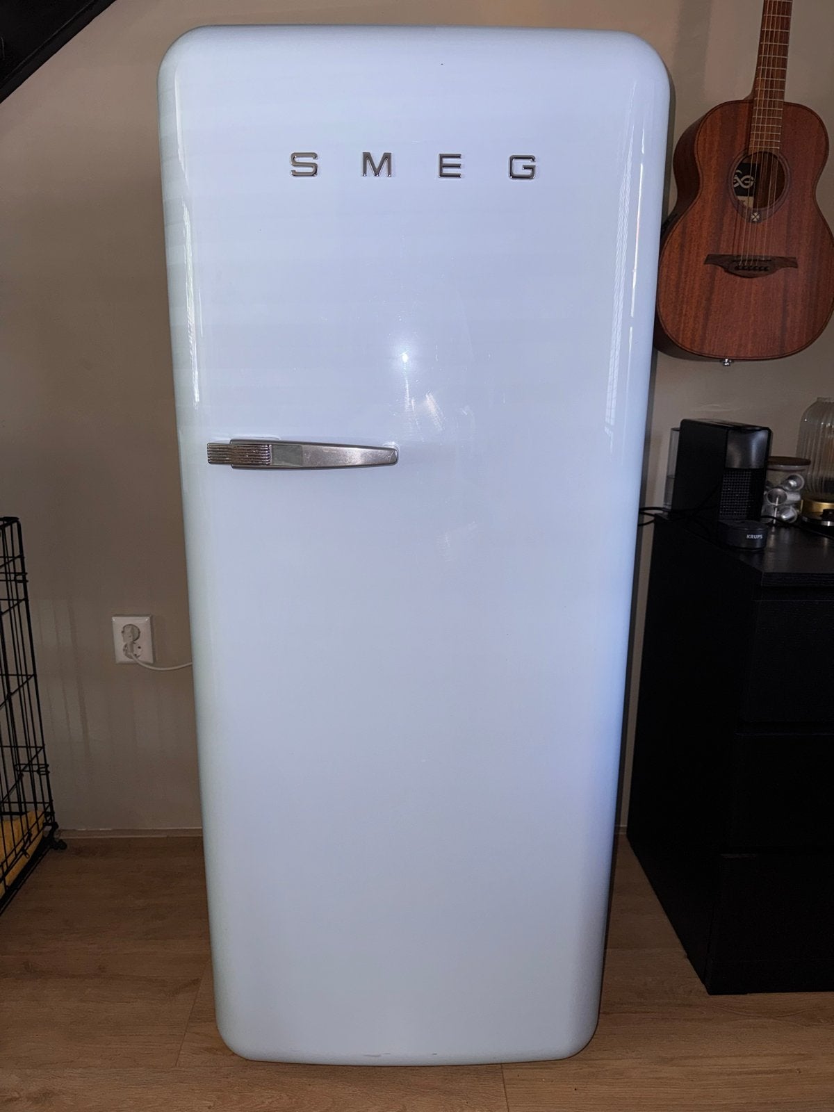 Smeg FAB28AZ6 Koelkast met vriesvak - Lichtblauw, Witgoed en Apparatuur, Koelkasten en IJskasten, Ophalen, Gebruikt, 200 liter of meer