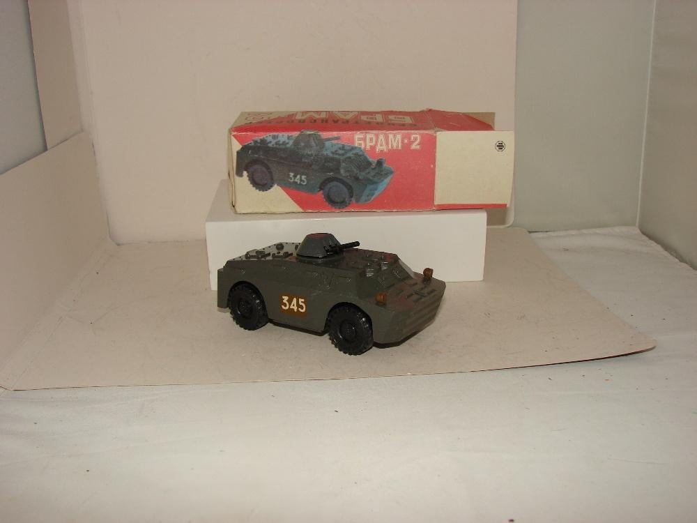 3 x Russische tank modellen mint in doos, Ophalen of Verzenden, Nieuw, Auto, Overige merken