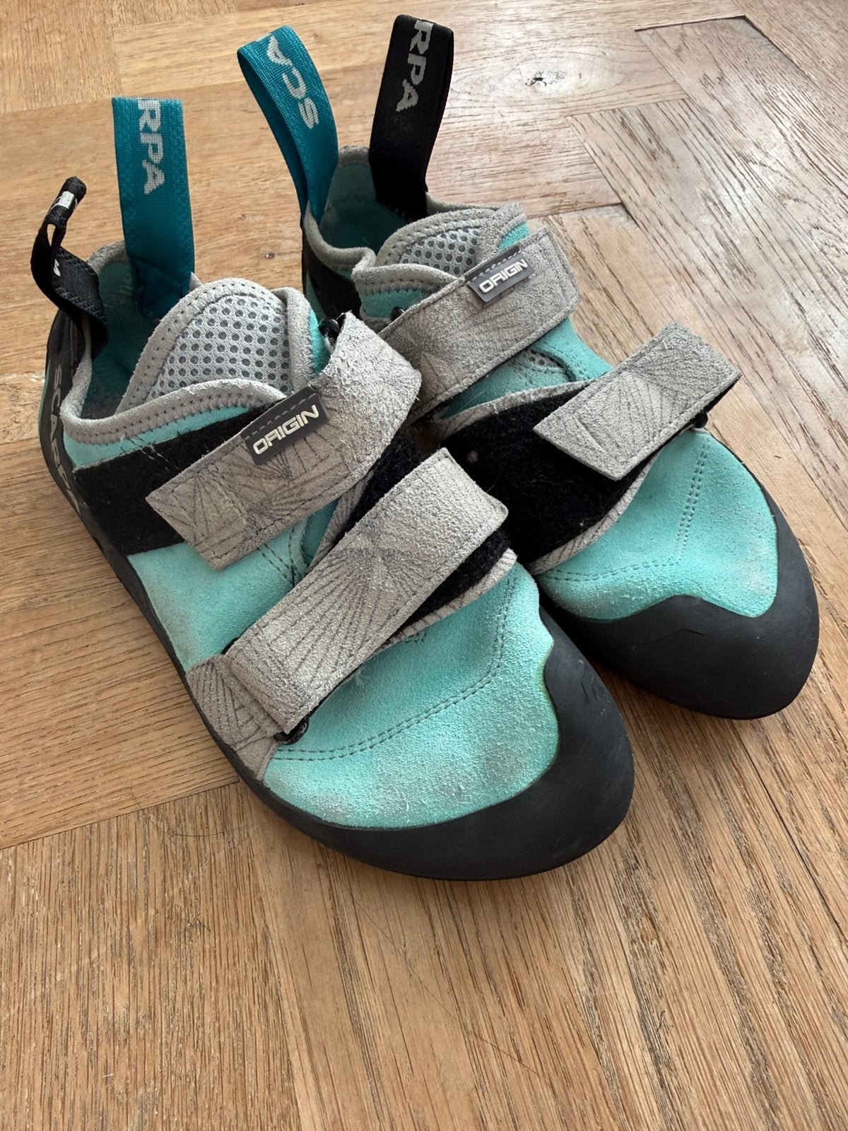 Bouldering shoes 37, Ophalen of Verzenden, Zo goed als nieuw, Klimsportschoenen