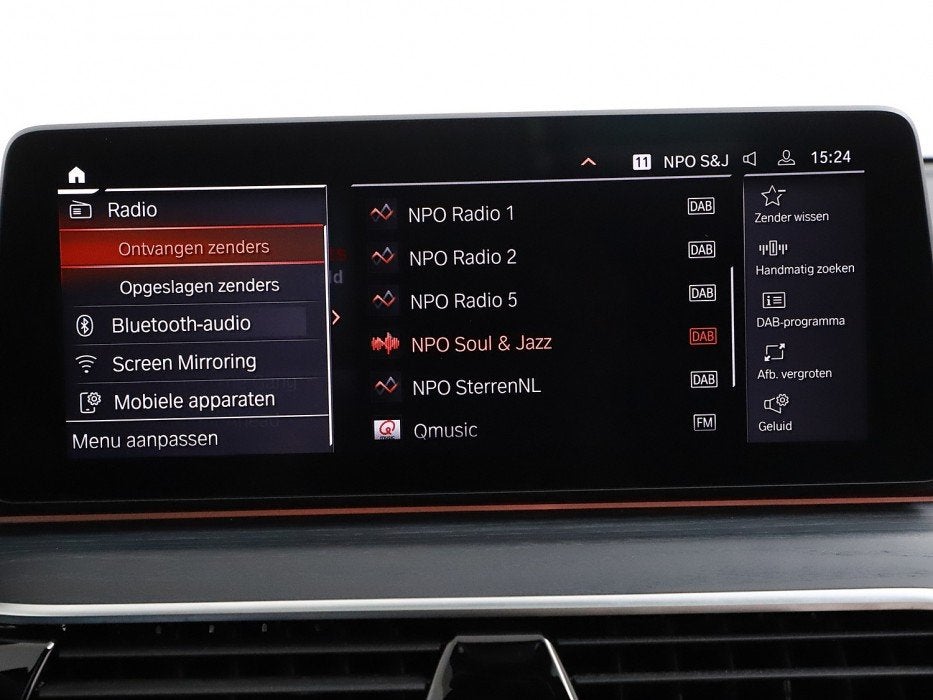 Foto 16 van BMW 5 Serie Touring 520i High Executive | Pano | Leder | 04-