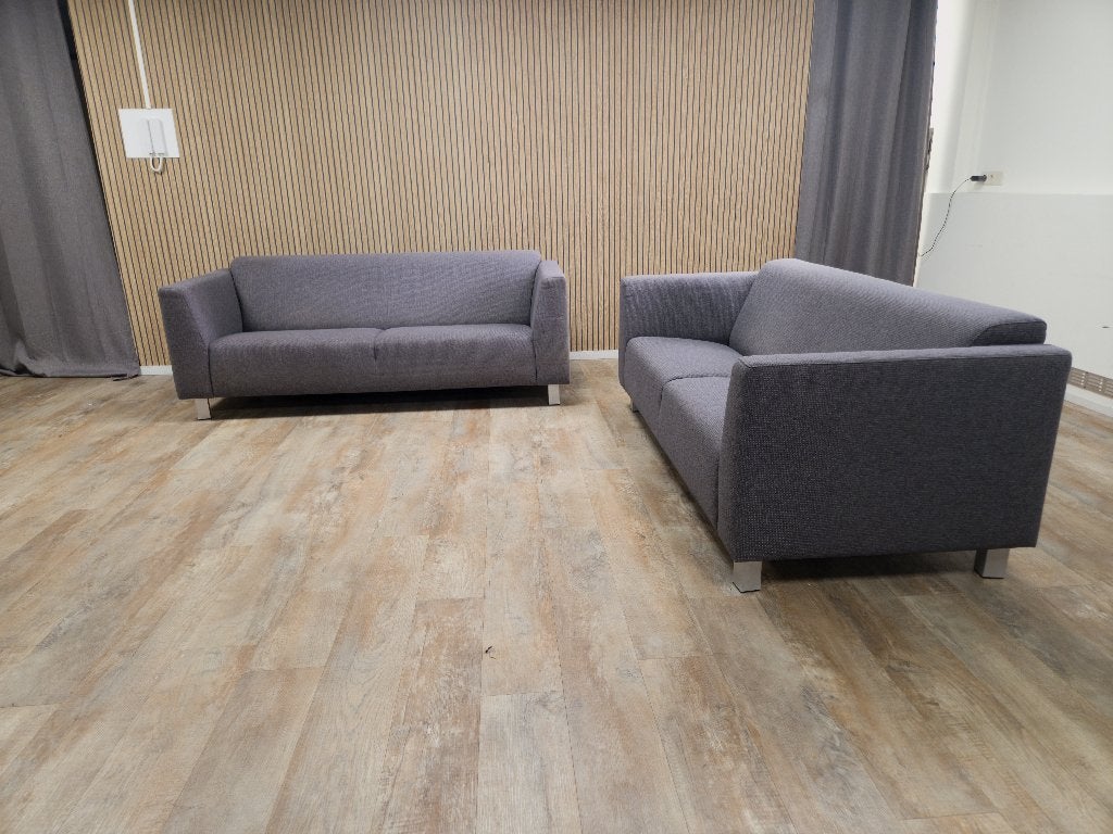 Mooi 2 x 3Zit Antraciet Banken, Info@banxtel.nl, 3194DC, Gebruikt, Verzenden