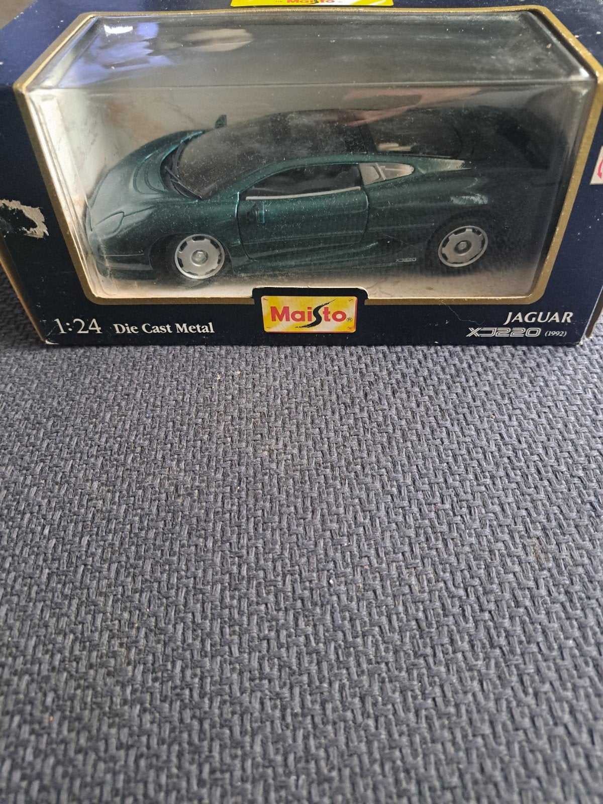 maisto model jaquar xj 220, Hobby en Vrije tijd, Modelauto's | 1:24, Gebruikt, Maisto, Auto, Thailand