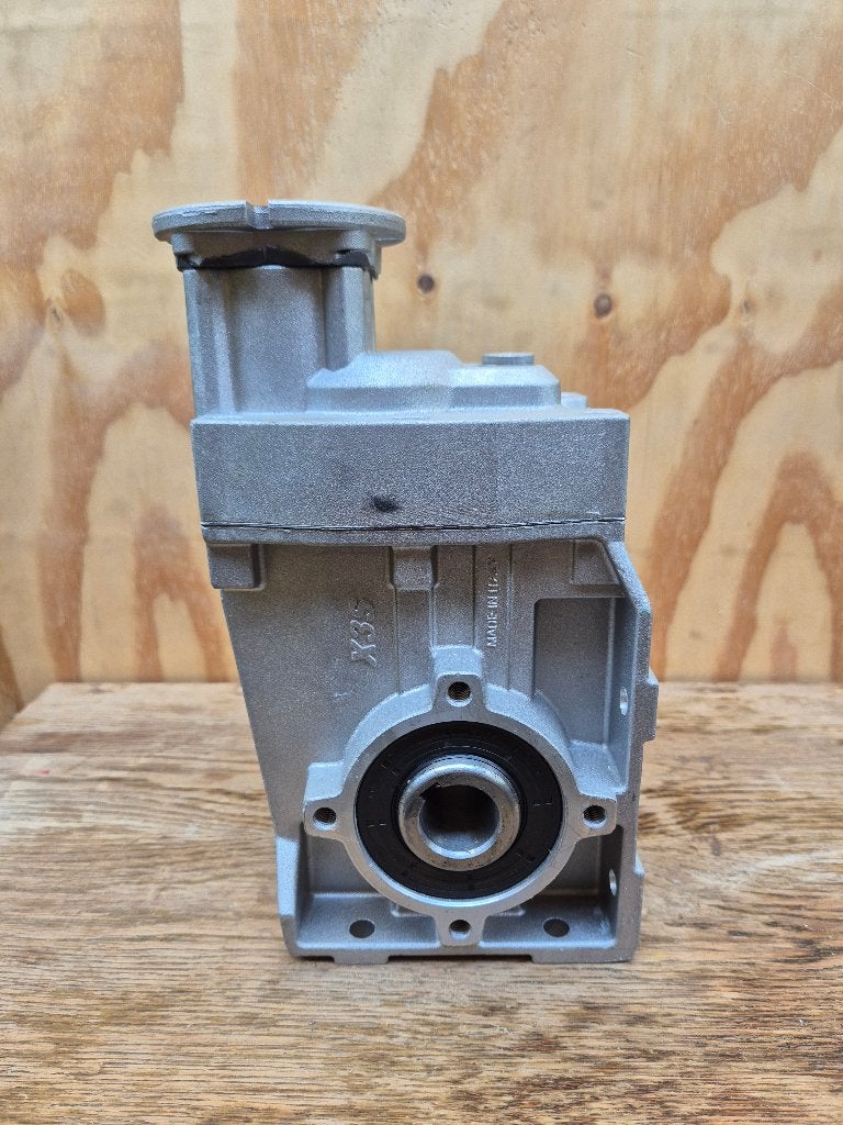 Tandwielkast i=101:1 (gearbox) - 2 stuks, Ophalen of Verzenden, Zo goed als nieuw, Overige typen
