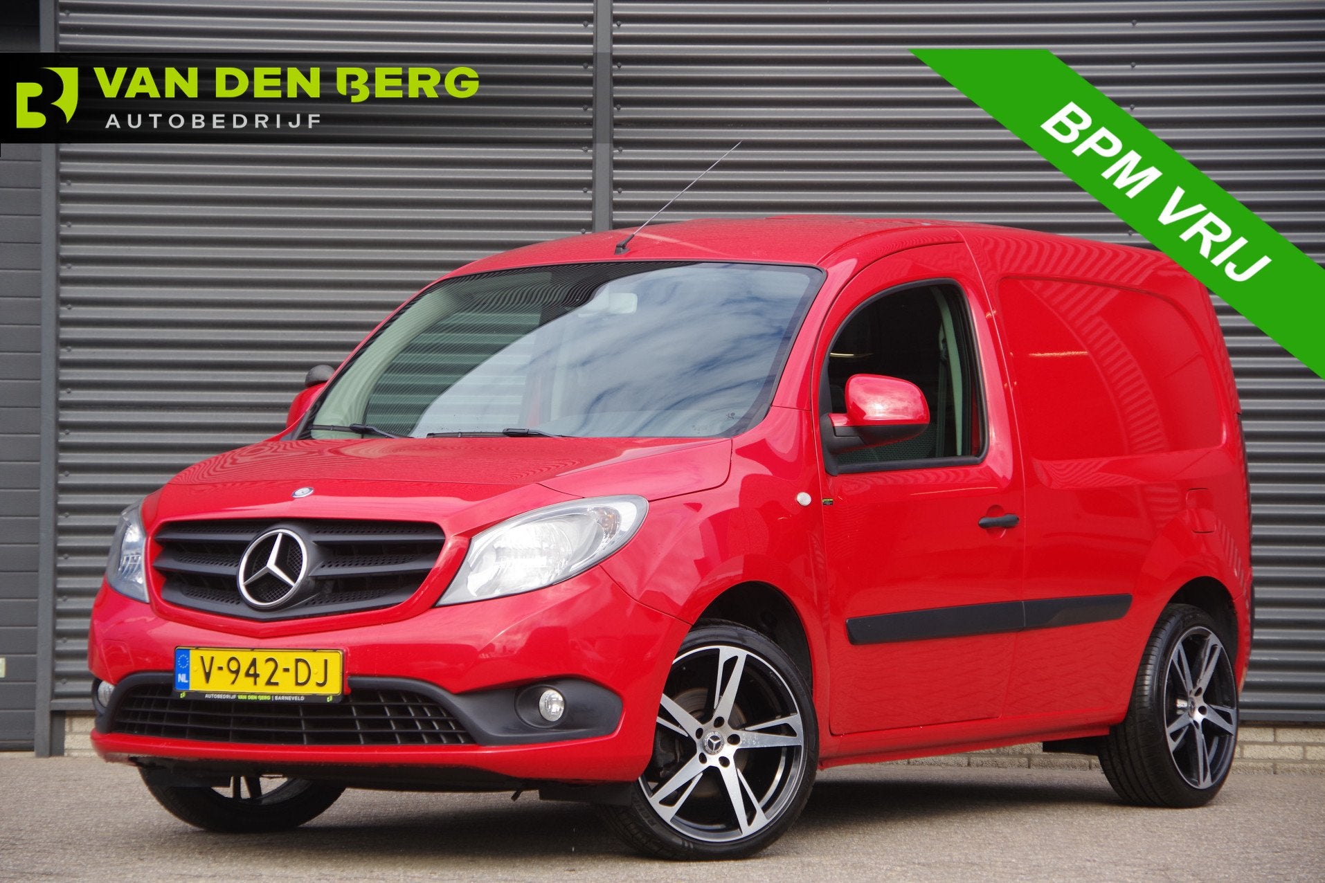 Mercedes-Benz Citan 112 AUT BENZINE, AIRCO, CRUISE, PARKEERS, Stof, Gebruikt, Euro 6, 4 cilinders