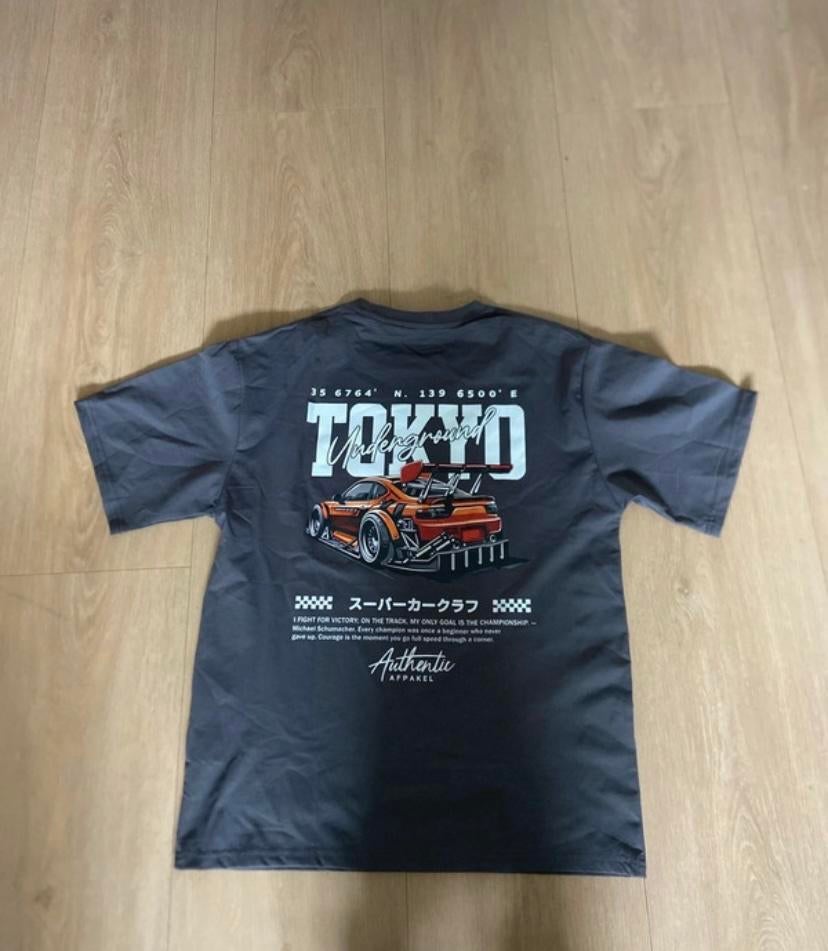 Grijs T-shirt met 'Tokyo Underground' print (XS), Computers en Software, 15 inch, Waterdicht, Grijs, Overige typen