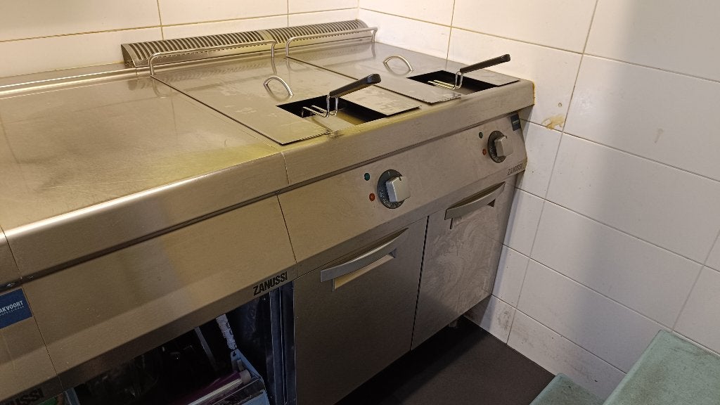 Friteuse, Zanussi EF7 / 2B14L, B80xD73xH85cm, 400V/17,4kW, 4 liter of meer, Ophalen, Gebruikt, Duo-friteuse