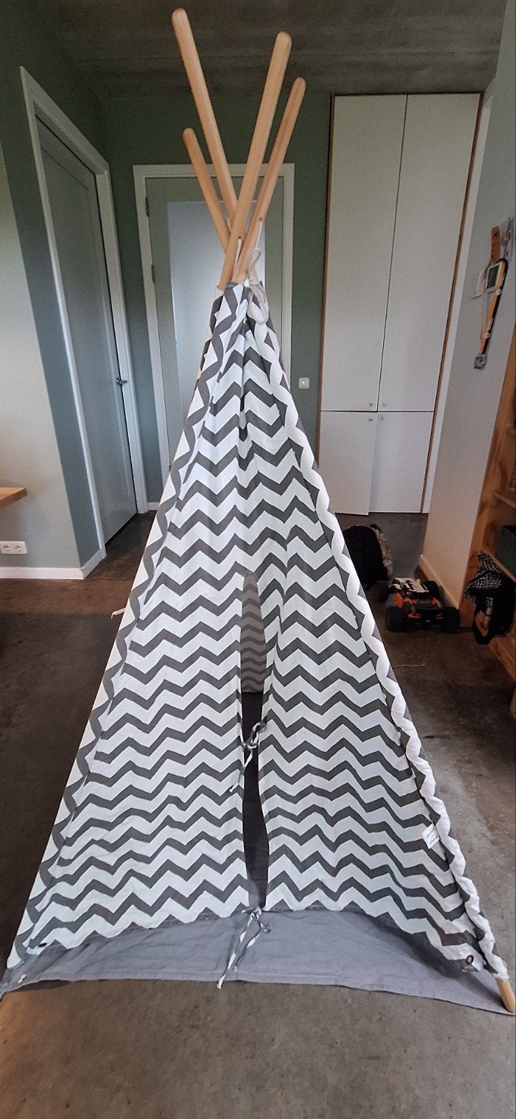 Bandits and Angels Tipi Tent - Grijs/Wit Zigzag, Ophalen, Gebruikt, Hout