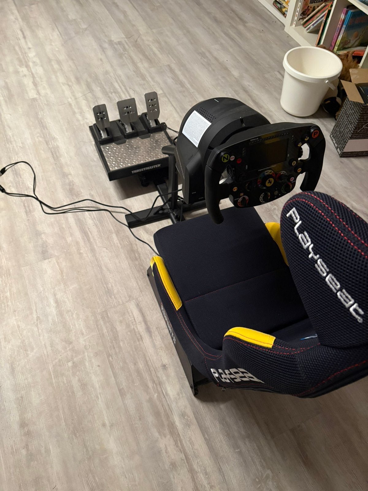 Thrustmaster T-GT ll + Playseat + Ferrari wheel add on, Ophalen, Zo goed als nieuw, Playseat of Racestoel, PlayStation 4