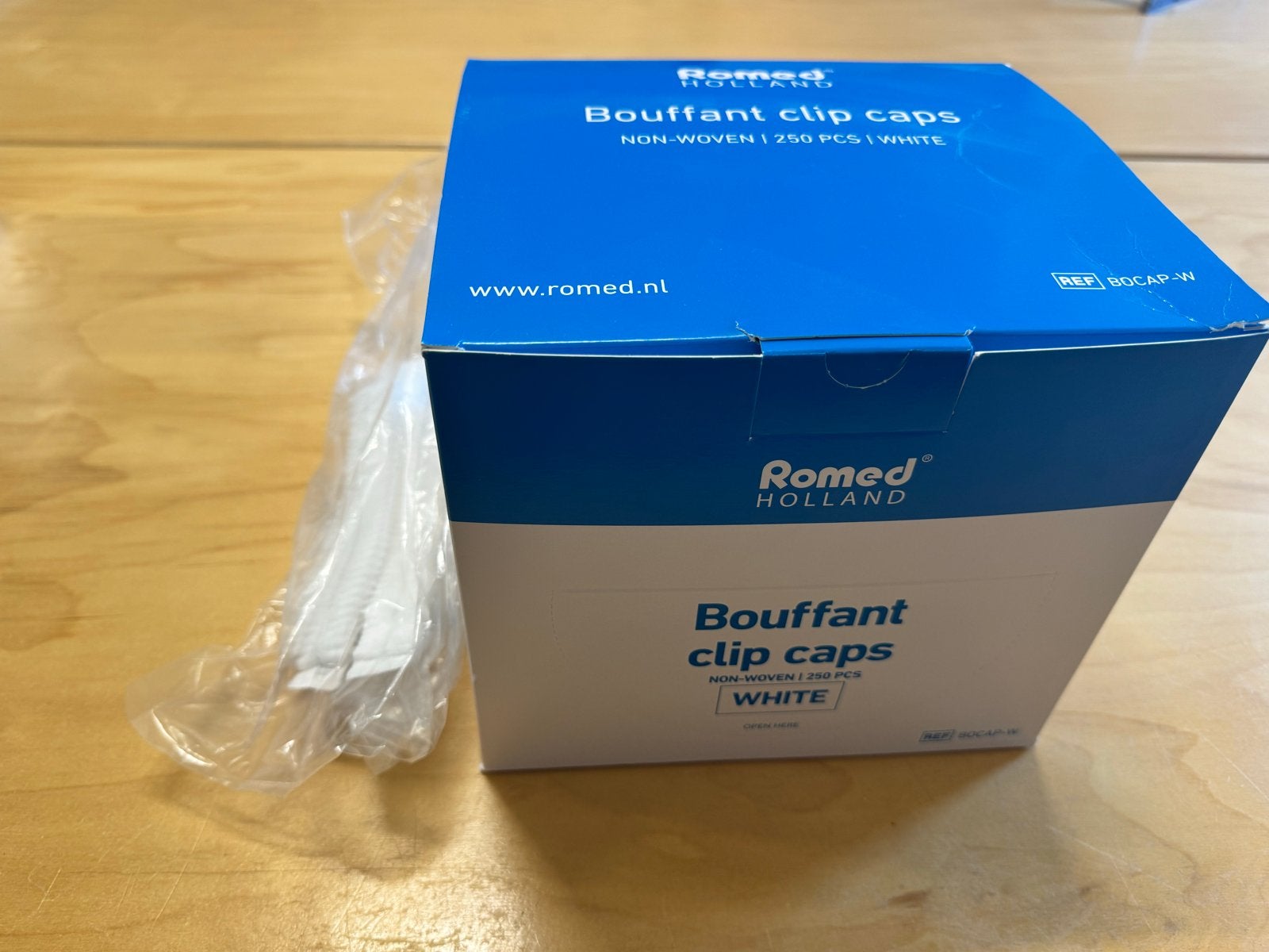 Romed Bouffant clip caps - Nieuw in doos (250 stuks), Ophalen of Verzenden, Nieuw, Overige typen
