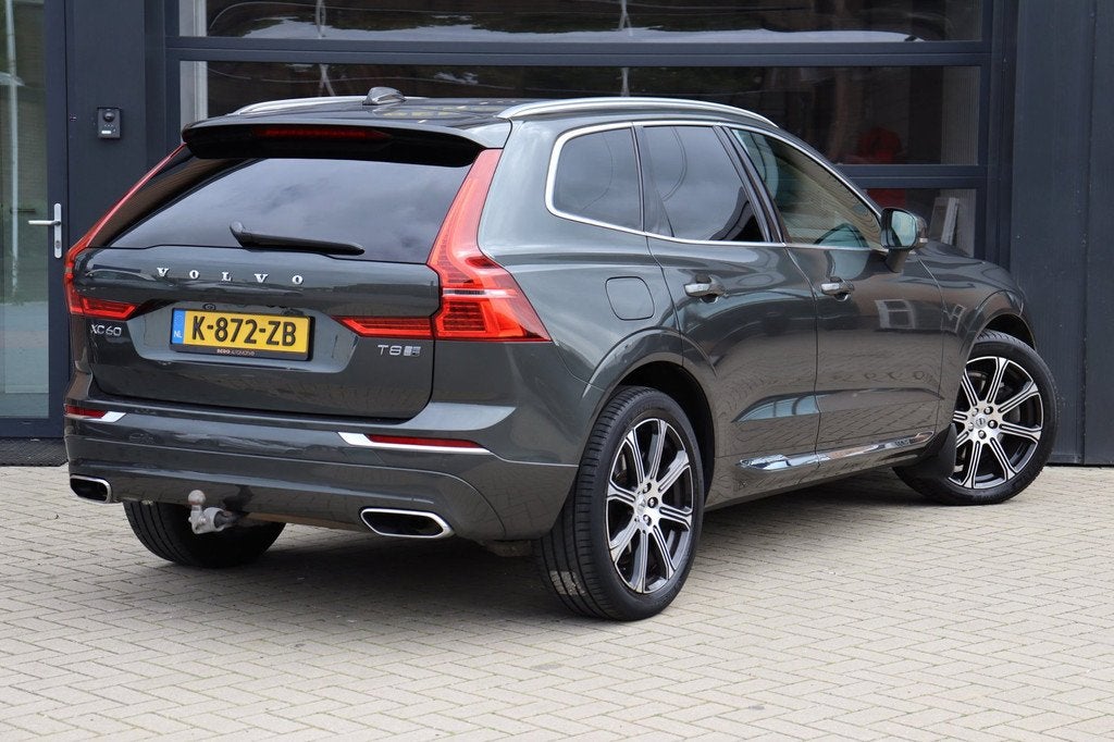 Volvo XC60 2.0 Recharge T8 AWD R-Design | Eerste eigenaar |, Auto's, Volvo, Automaat, Gebruikt, Euro 6, 4 cilinders