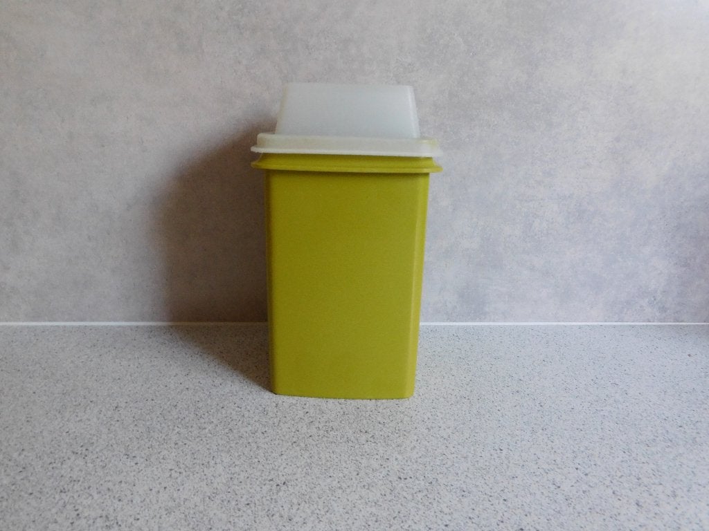 Tupperware Zuurpot met Lift Groen - 19 cm, Huis en Inrichting, Gebruikt, Zuurpot, Ophalen of Verzenden, Met deksel