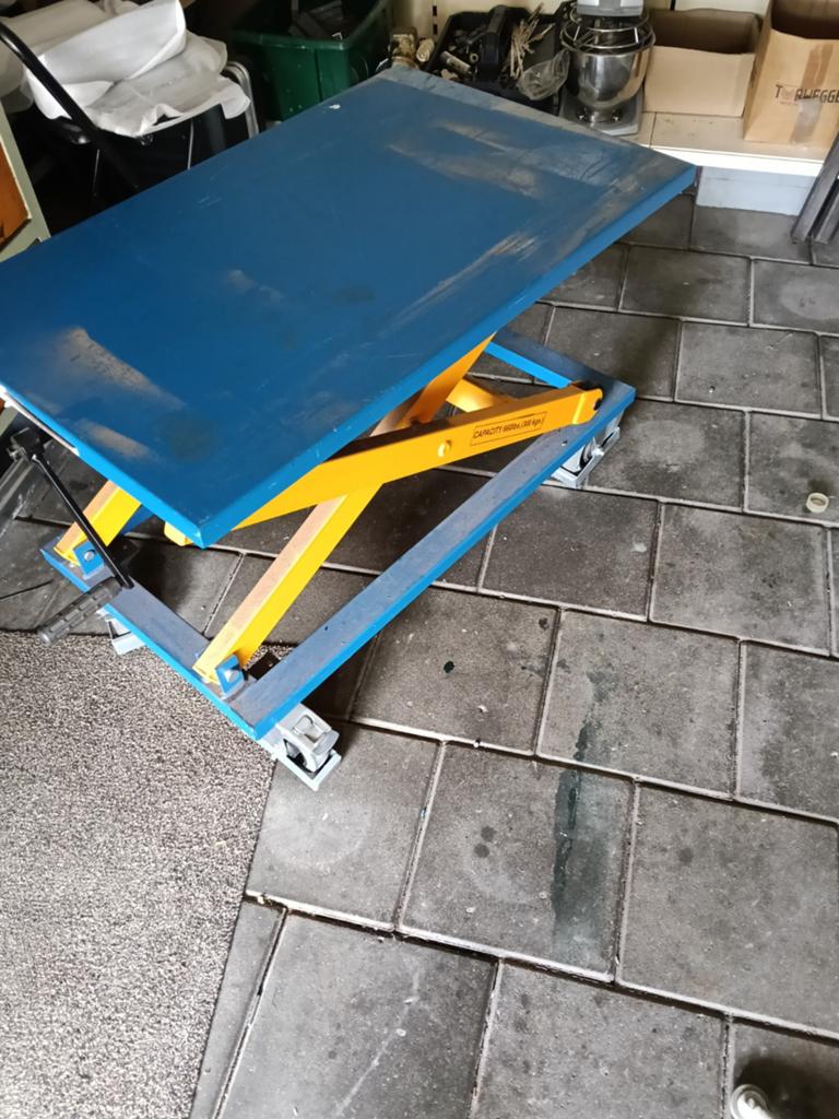 Heftafel, Doe-het-zelf en Verbouw, Werkbanken, Ophalen