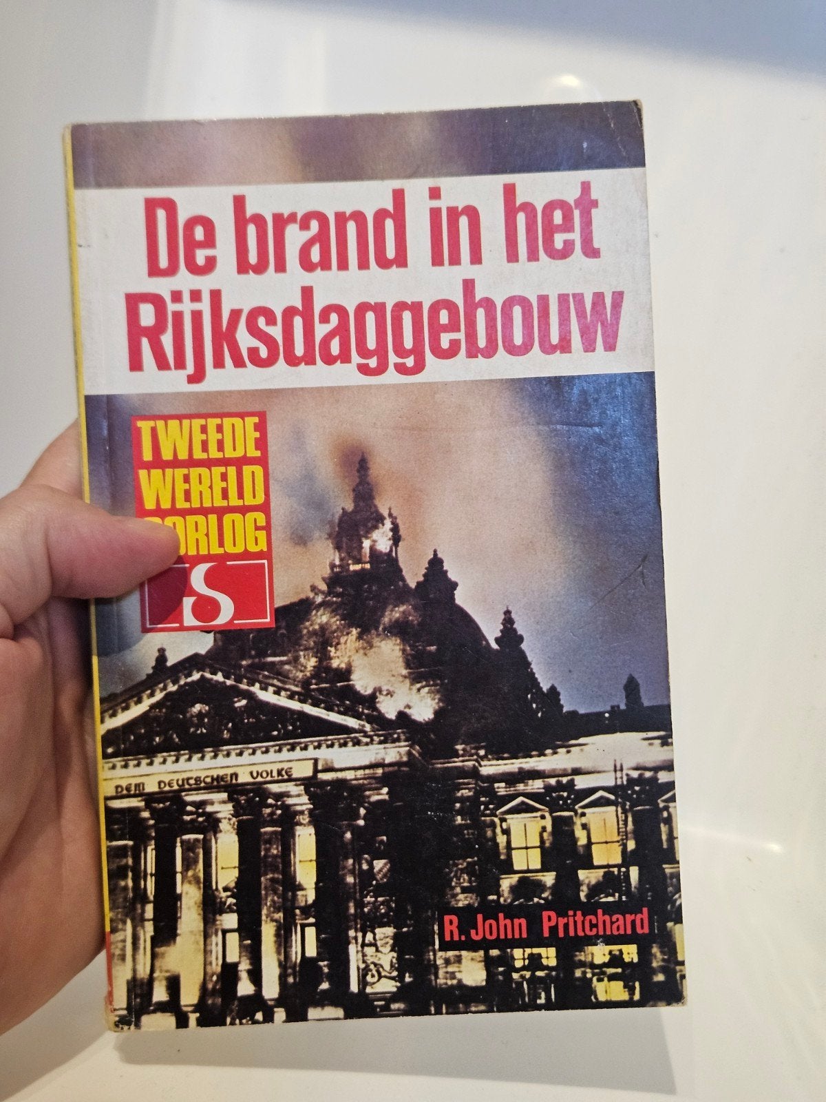 Standaard De brand in het Rijksdaggebouw R. John Pritchard, Verzenden, Tweede Wereldoorlog, Gelezen, R. John Pritchard