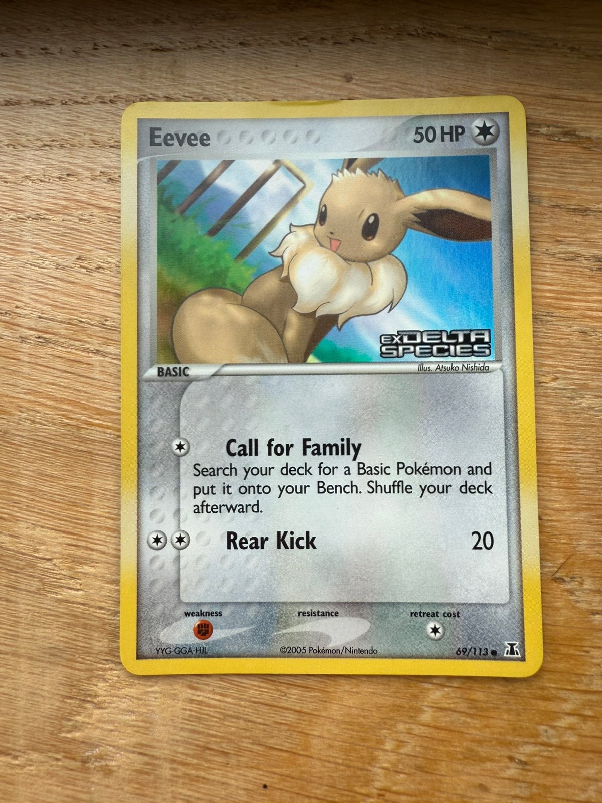 Eevee #69/113 Ex Delta Species, Hobby en Vrije tijd, Verzamelkaartspellen | Pokémon, Ophalen of Verzenden, Losse kaart