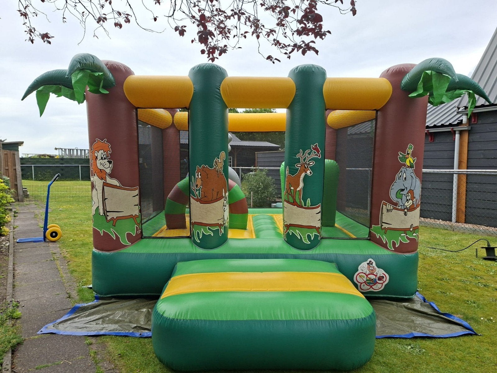 Jungle springkussen, Ophalen, Zo goed als nieuw, Overige