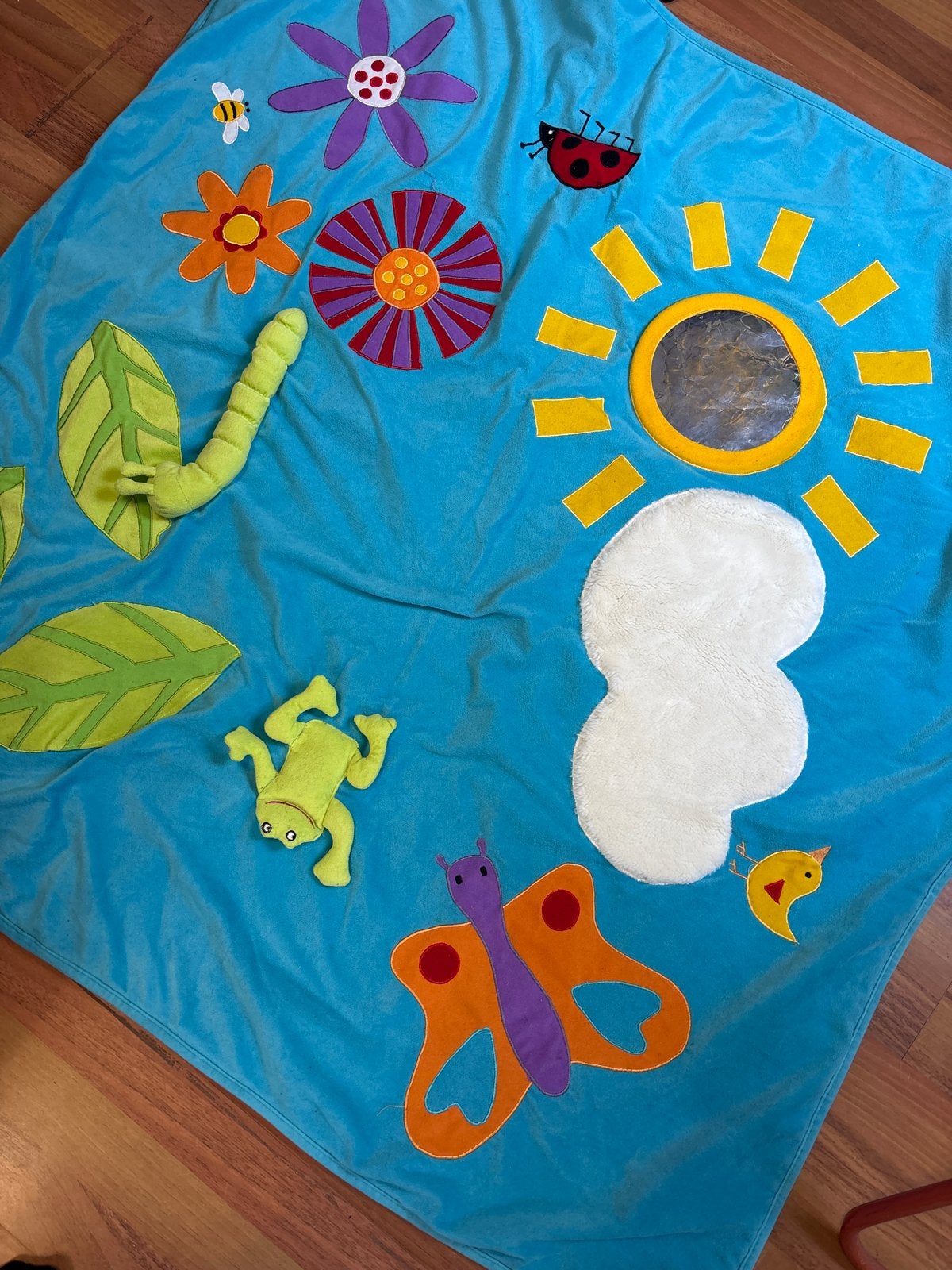 Vrolijk speelkleed met dieren en bloemen, Ophalen of Verzenden, Gebruikt, Speelkleed