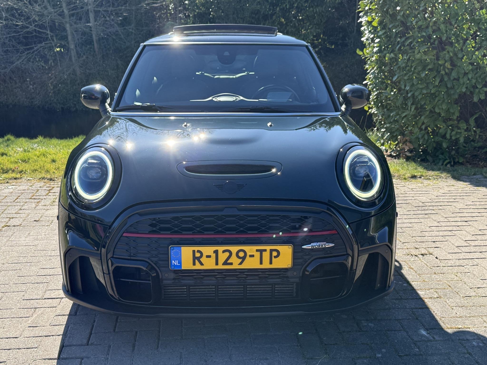 MINI 3-Deurs 2.0 John Cooper Works Essential 231 PK | BTW |, Auto's, Mini, 1998 cc, Gebruikt, 4 cilinders, 4 stoelen