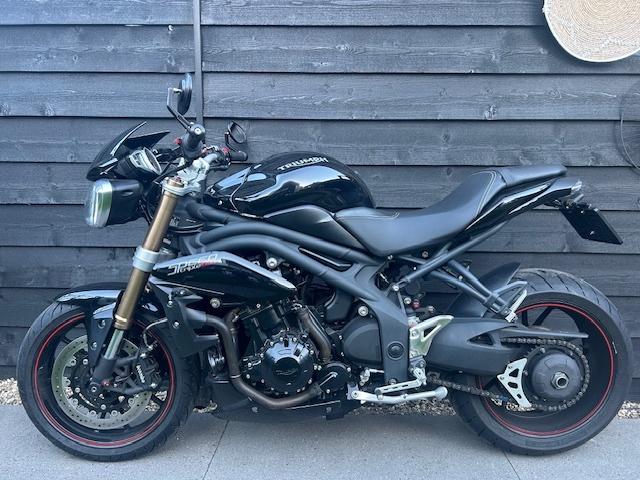 Triumph Speed Triple, Occasion, Motorrijbewijs A, Bedrijf, 3 cilinders