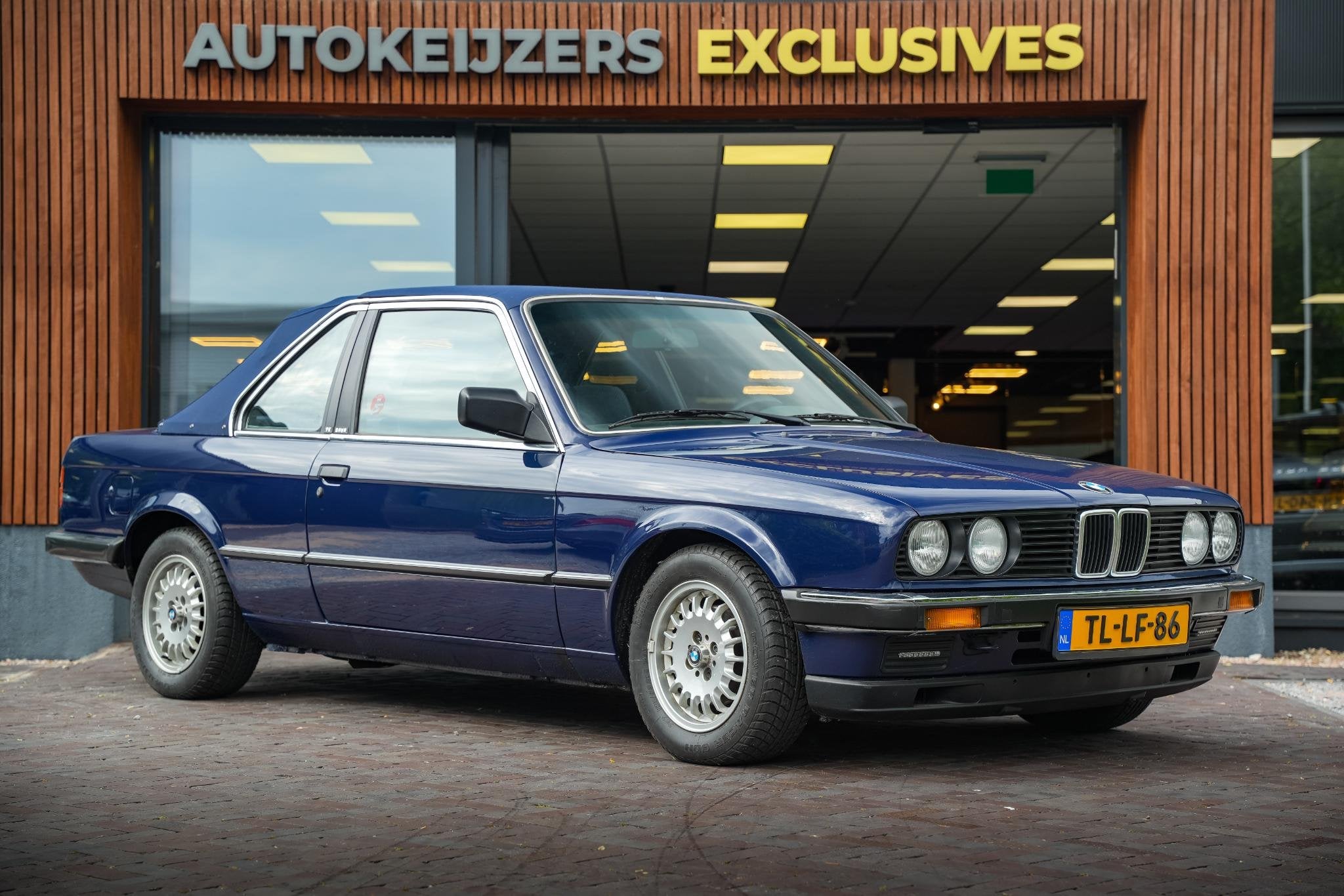BMW 3-serie Cabrio 320i Baur TC E30 Uniek!, Auto's, Gebruikt, Blauw, Handgeschakeld, 3-Serie