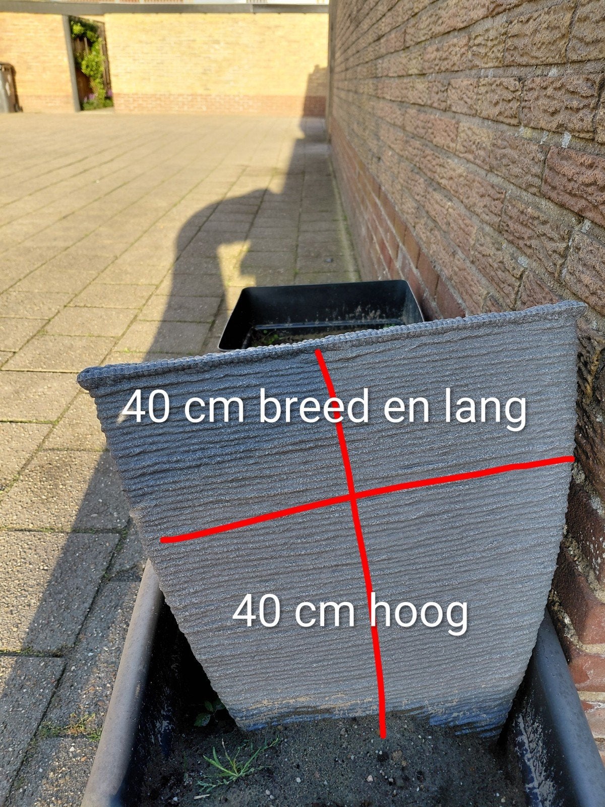 Foto 3 van bloembakken gratis met onderschotels