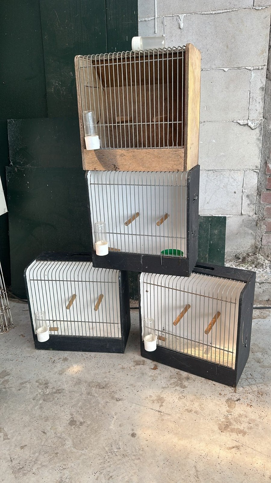 Kweek tt transport kooien vogels., Dieren en Toebehoren, Vogels | Hokken en Kooien, Ophalen, Hout, Broedkooi of Kweekkooi