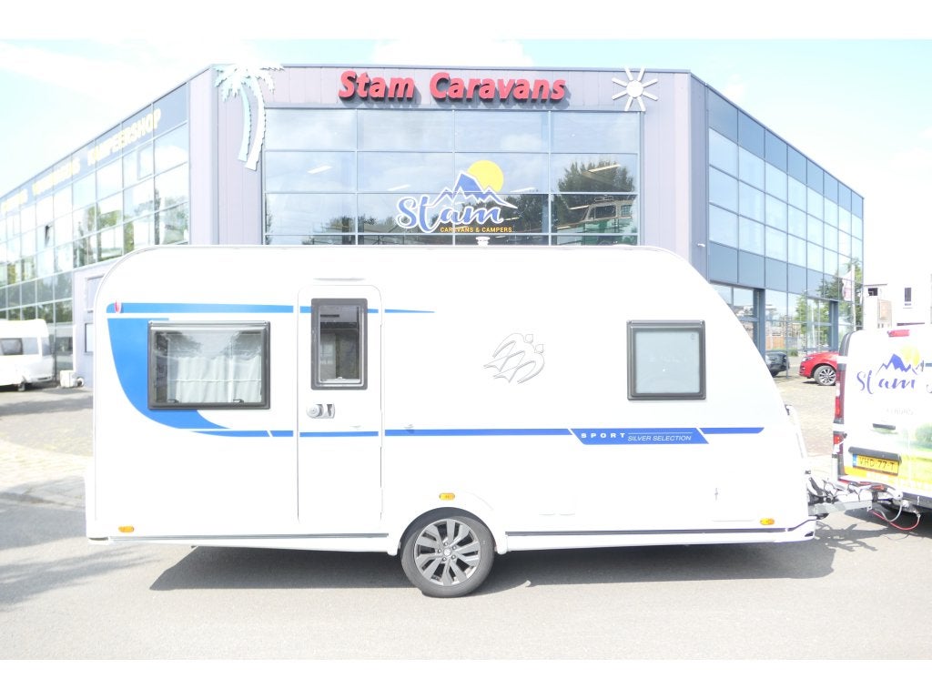 Knaus Sport Silver Selection 450 FU inclusief voortent, Caravans en Kamperen, Caravans, Rondzit, Schokbreker, Overige typen, 4 tot 5 meter