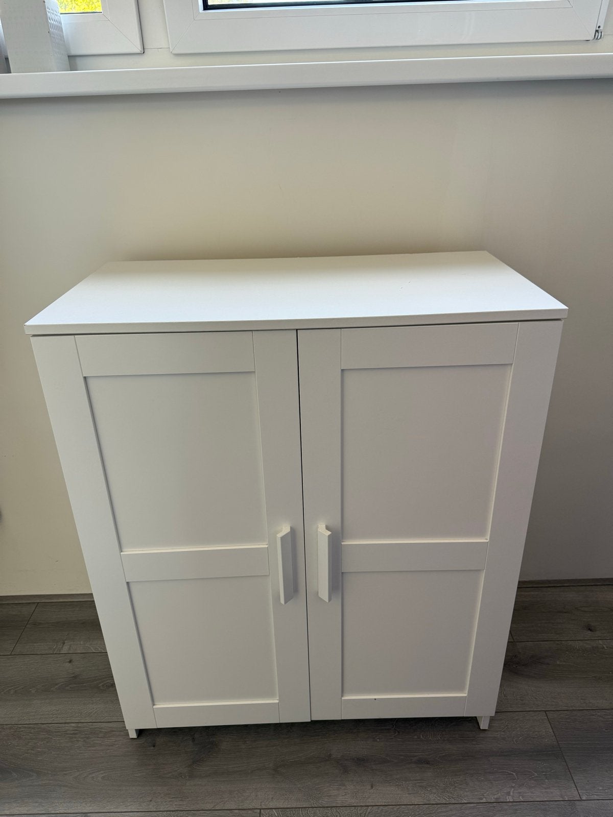 Witte Ikea opbergkast met twee deuren en planken, Huis en Inrichting, Ophalen, Gebruikt