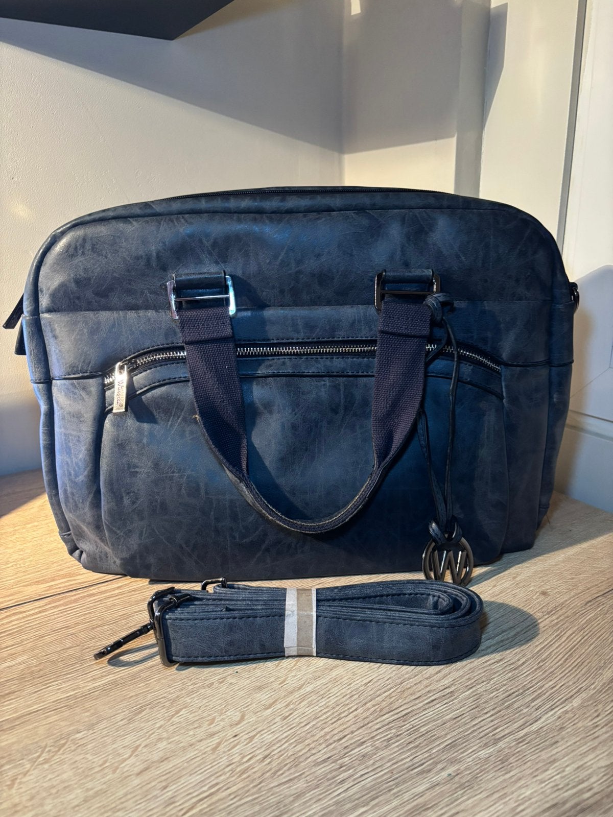 Wimona Laptoptas / Werktas 15.6 inch Donkerblauw, 15 inch, Ophalen of Verzenden, Zo goed als nieuw, Laptophoes