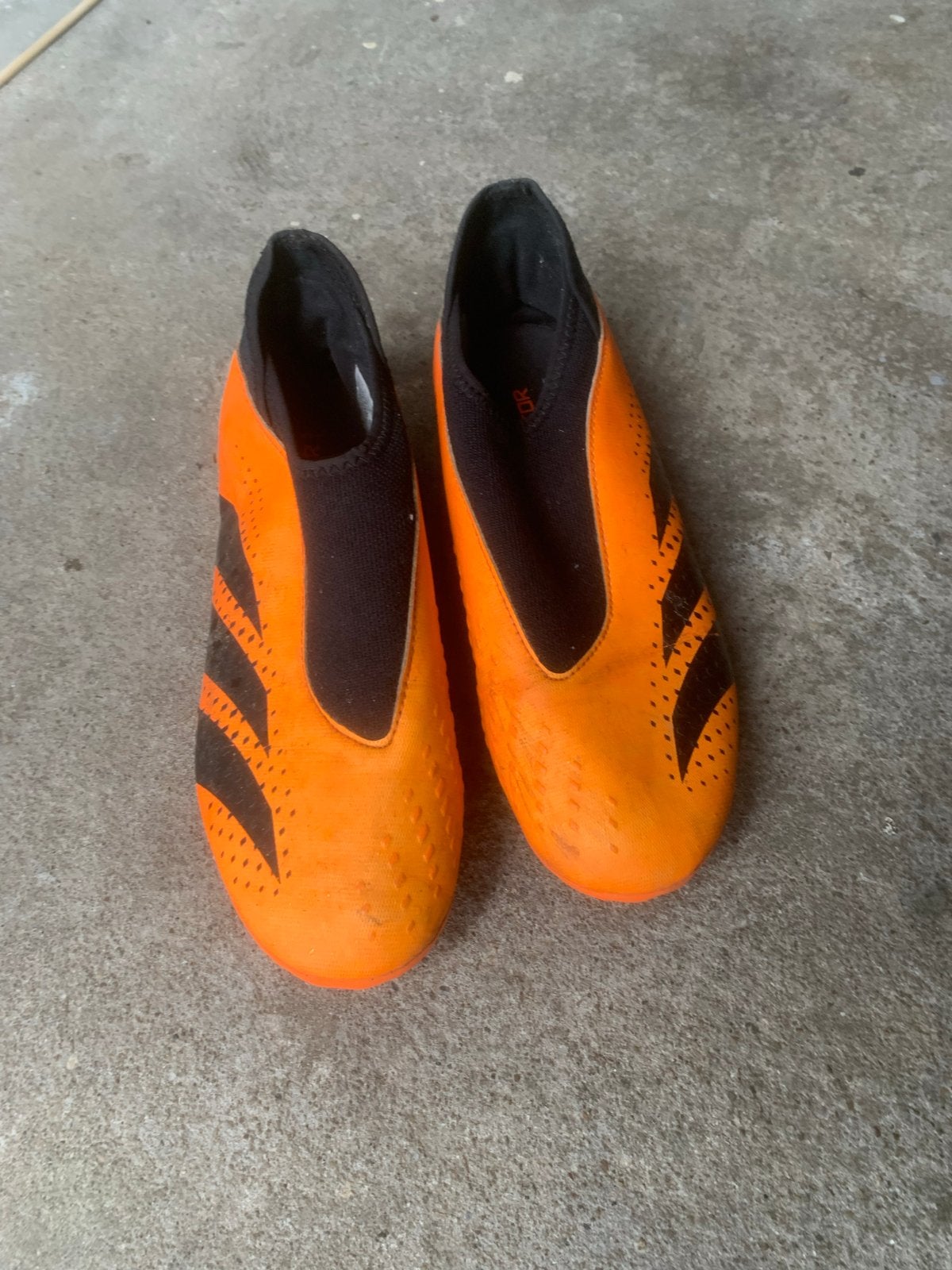Adidas voetbalschoenen - Oranje - Maat 38, Ophalen, Gebruikt, Schoenen