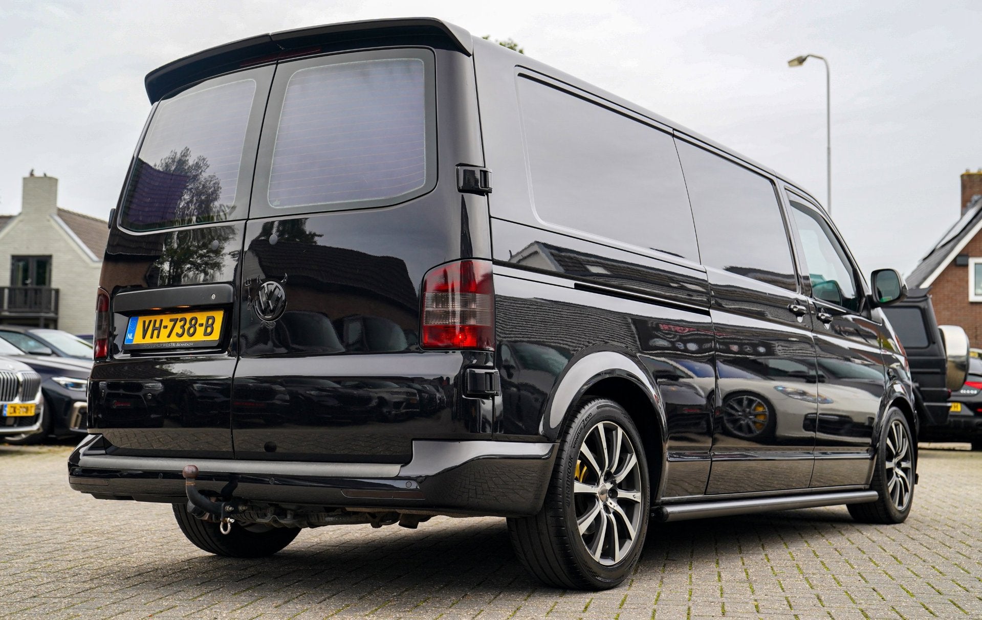 Volkswagen Transporter 2.0 TDI L2H1 DC Trendline | Black Edi, Euro 5, Gebruikt, Zwart, 4 cilinders