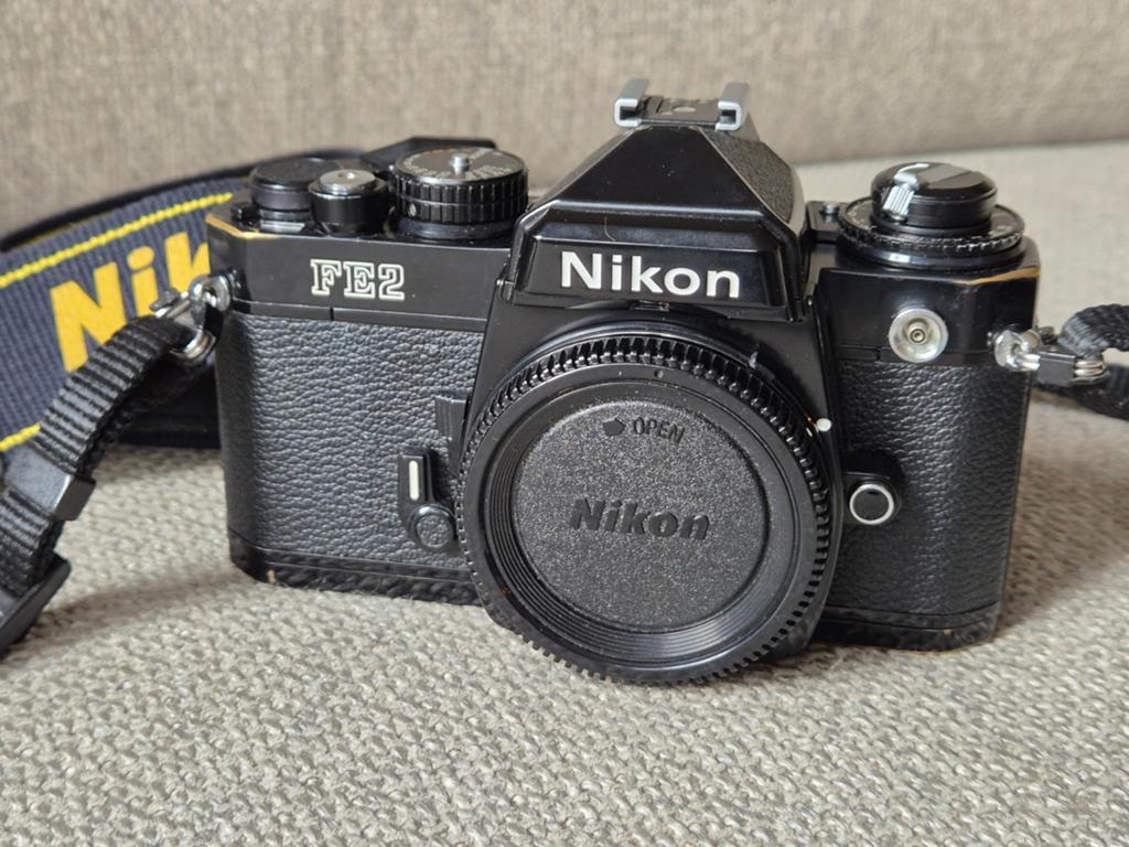 Nikon FE2 Zwart analoge fotocamera, Audio, Tv en Foto, Fotocamera's Analoog, Ophalen of Verzenden, Gebruikt, Spiegelreflex, Nikon