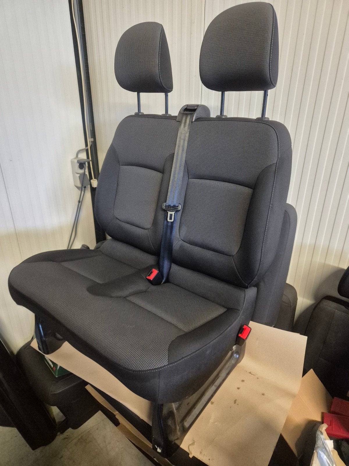 RENAULT TRAFIC/ OPEL VIVARO BIJRIJDERSBANK 2 ZITS BANK ZETEL, Auto-onderdelen, Ophalen of Verzenden, Nieuw, Opel