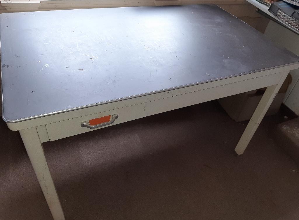 Vintage bureau met linoleum blad, Ophalen, Overige typen, Gebruikt, Metaal