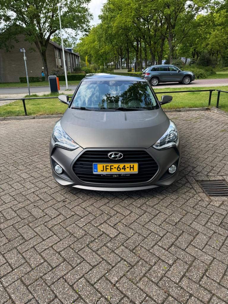 Hyundai Veloster Turbo, Auto's, 1591 cc, 4 cilinders, 4 stoelen, Leder
