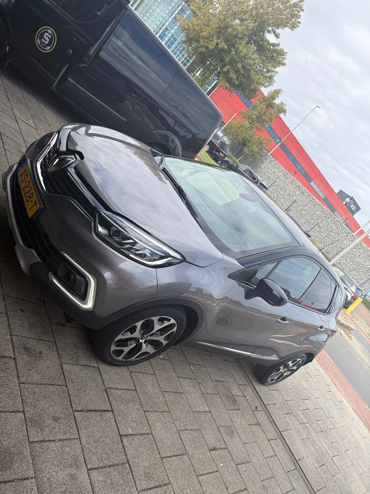 Renault Captur TCe 150pk EDC GPF 2019 Grijs, 15 km/l, 4 cilinders, Origineel Nederlands, 1200 kg