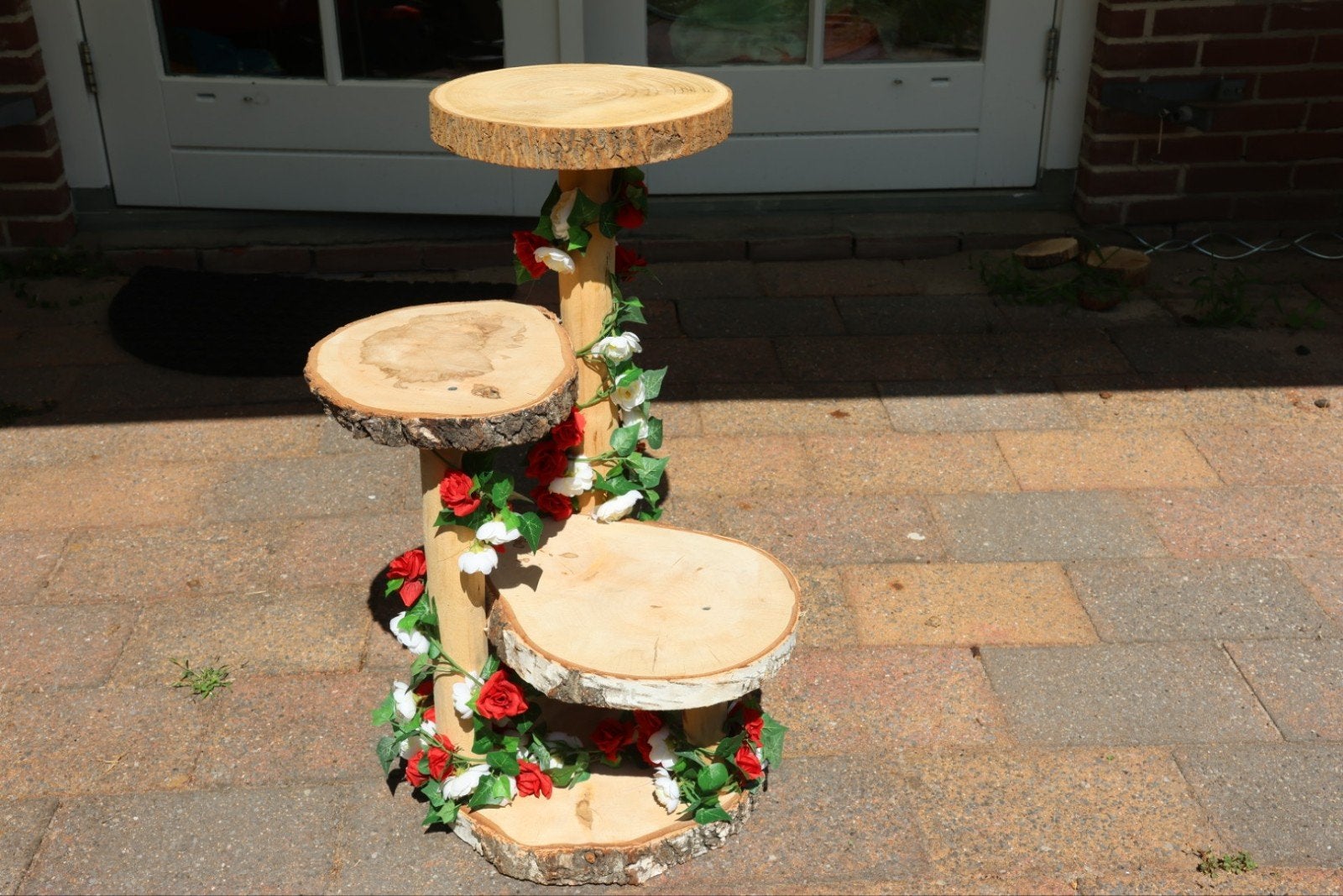 Decoratieve houten taartstandaard/etagere met rozen, Ophalen, Hout, Meerkleurig, Landelijk
