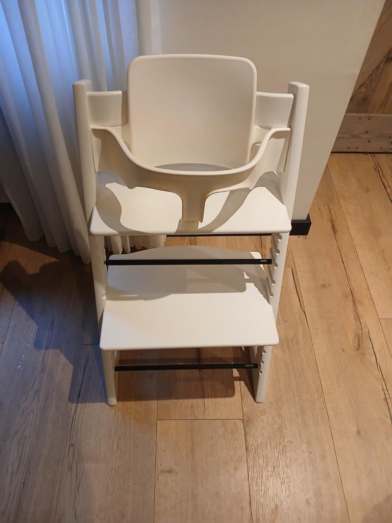 Stokke tripp trapp kinderstoel, Kinderen en Baby's, Kinderstoelen, Ophalen, Zo goed als nieuw, Meegroeistoel