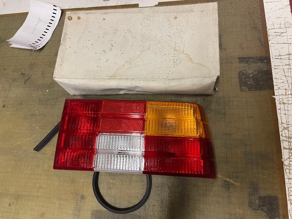 Nieuwe diversen auto onderdelen Opel Ascona C, Auto-onderdelen, Interieur en Bekleding, Ophalen of Verzenden, Nieuw, Opel
