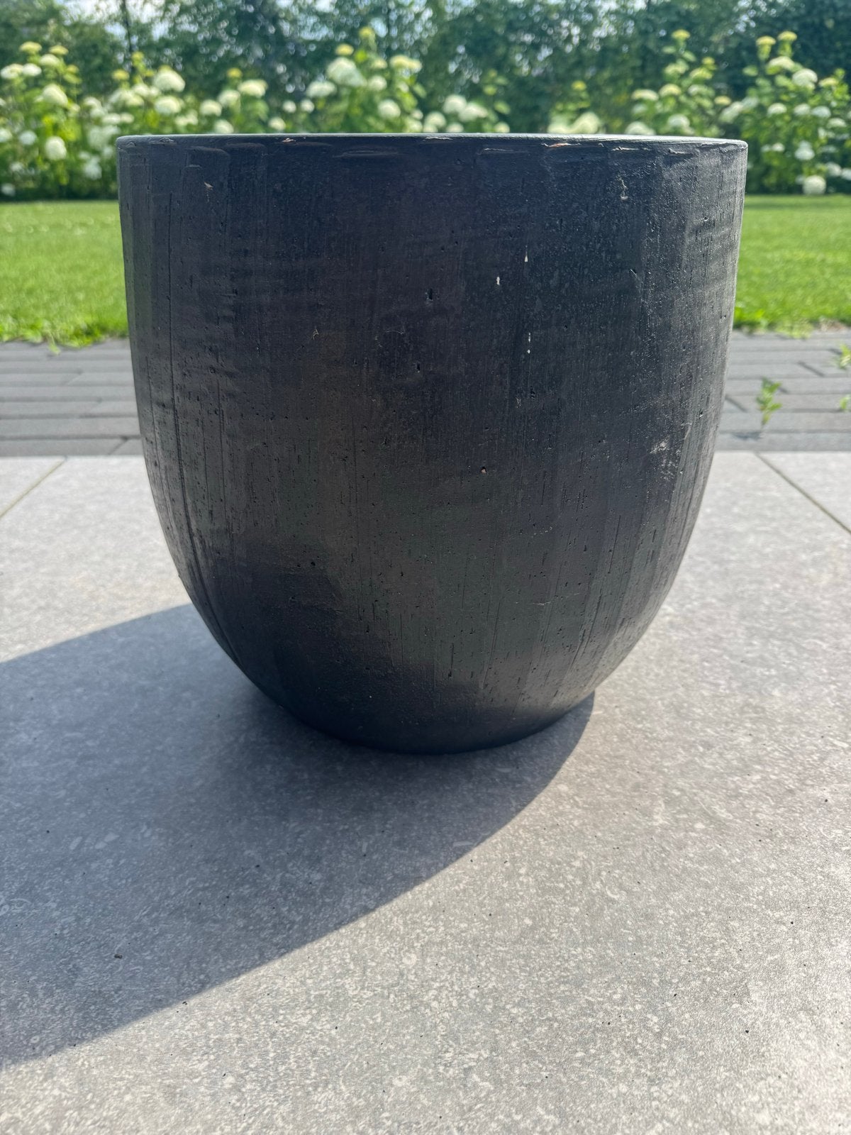 Mooie donkergrijze of taupe bloempot, H 32 cm, ds 28 cm, Ophalen, Gebruikt, Rond, Binnen
