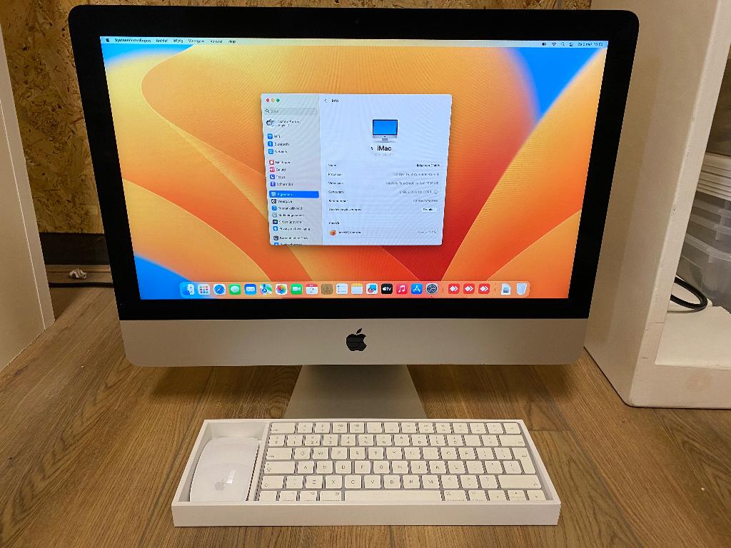 Apple iMac 21.5-inch (2017), Computers en Software, Apple Desktops, Ophalen, 2 tot 3 Ghz, IMac, Gebruikt