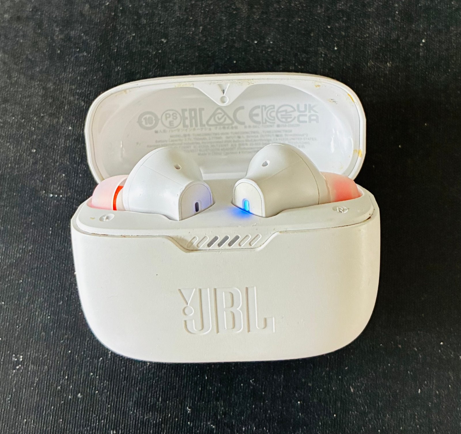 JBL draadloze oordopjes met oplaadcase – gebruikt, Gebruikt, In gehoorgang (in-ear), Ophalen of Verzenden, JBL