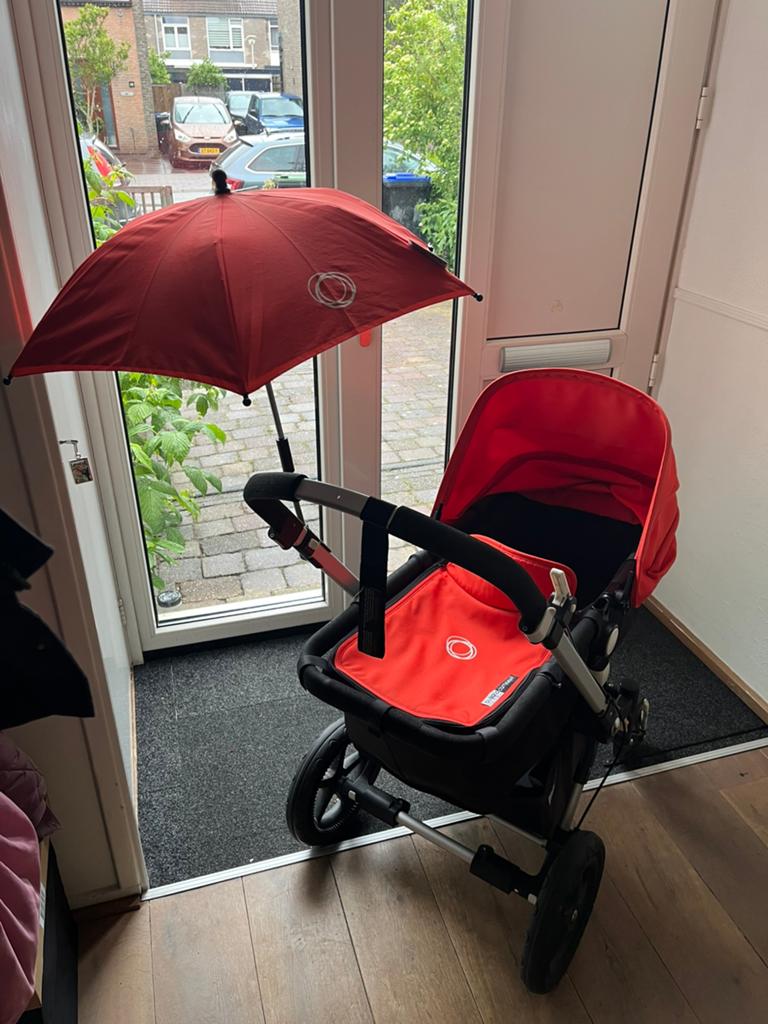 Bugaboo Cameleon 3 zwart/rood+Maxi-Cosi adapters+meerijplank, Kinderen en Baby's, Kinderwagens en Combinaties, Ophalen, Gebruikt