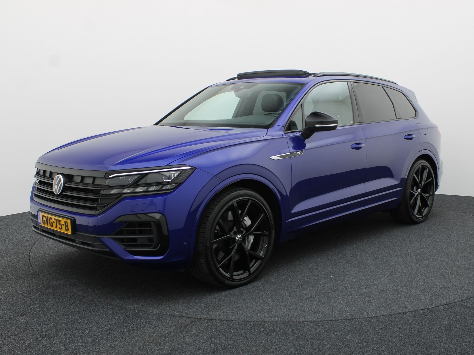 Volkswagen Touareg 3.0 TSi 4MOTION R | Panodak | Stoelkoelin, Automaat, Gebruikt, 2995 cc, Blauw