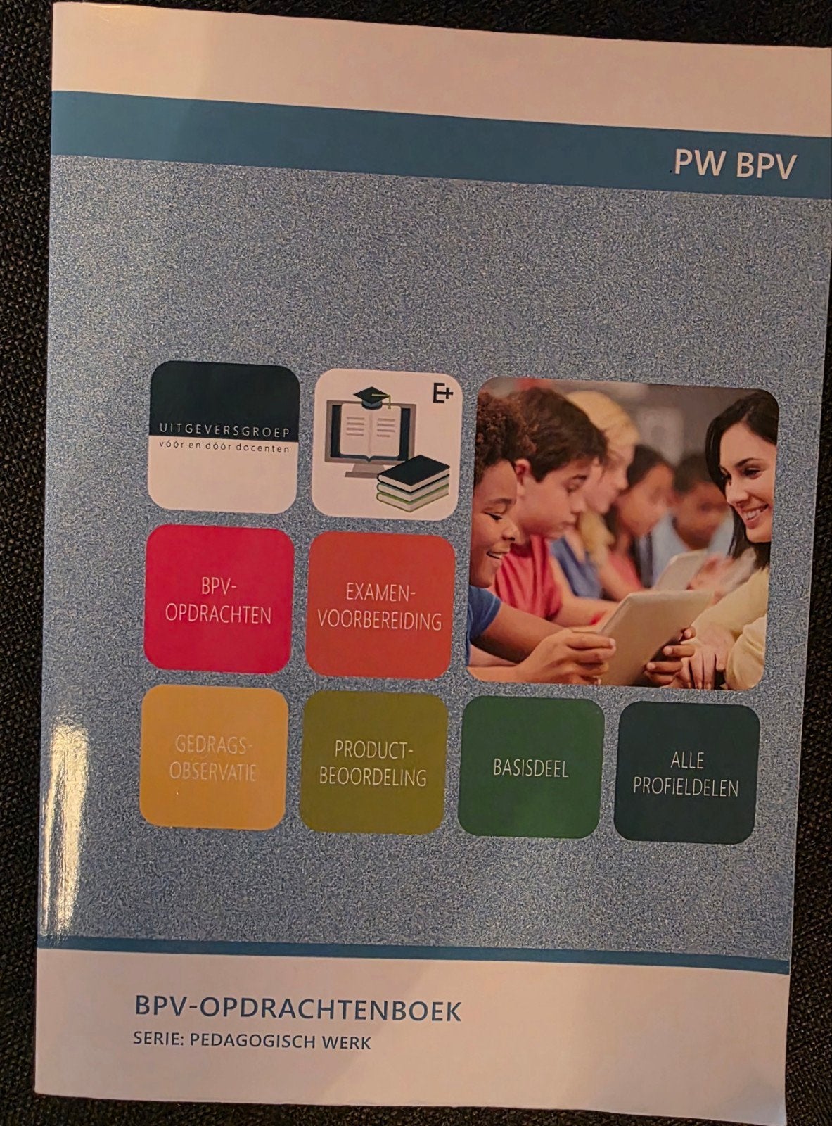 Studieboeken Gespecialiseerd Pedagogisch Medewerker MBO 4, Ophalen of Verzenden, Zo goed als nieuw, Overige niveaus