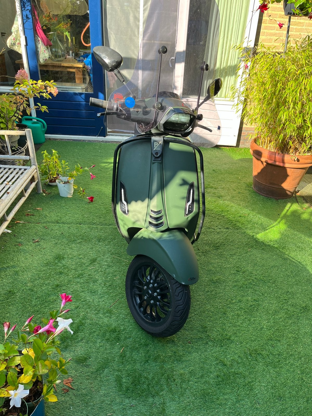 Vespa Sprint 2020 Mat Groen - Goed Onderhouden, Ophalen, Gebruikt, Overige modellen, Maximaal 45 km/u