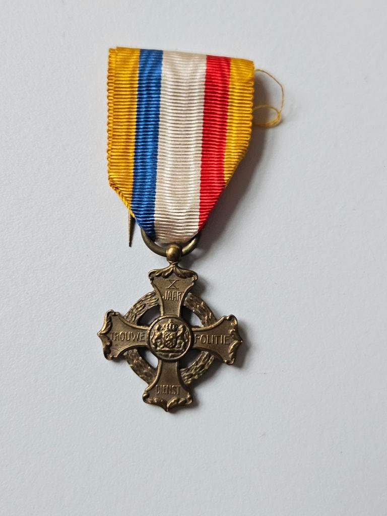 Politie trouwe dienst medaille onderscheiding 10 jaar brons, Ophalen of Verzenden, Nederland, Lintje, Medaille of Wings